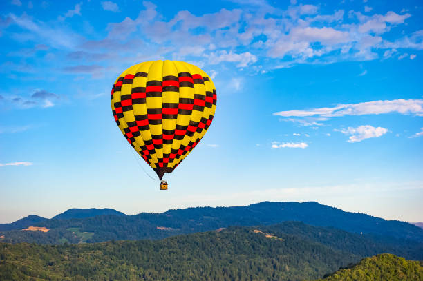 カリフォルニア州ナパの熱気球 - hot air balloon california napa napa valley ストックフォトと画像