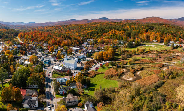 Aerial view of the town of Stowe in the fall Panoramic aerial view of the town of Stowe in Vermont in the fall new england usa stock pictures, royalty-free photos & images