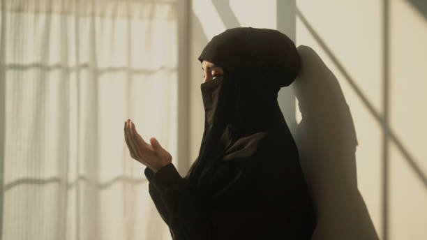 istock islamic prayer woman 1440410780
