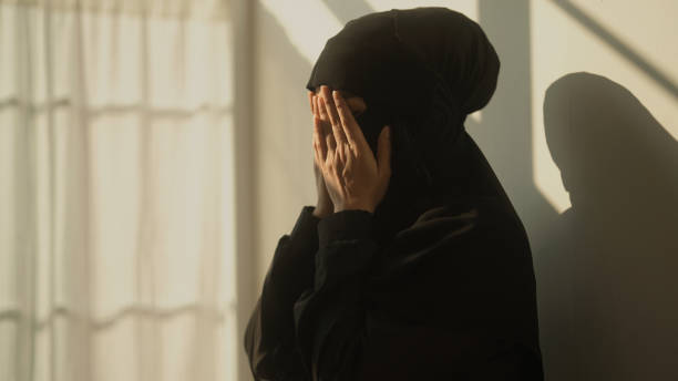 istock islamic prayer woman 1440410782