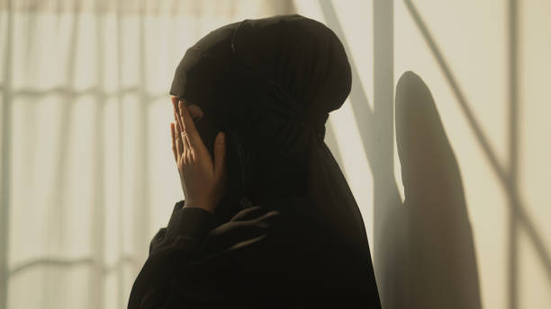 istock islamic prayer woman 1440410877