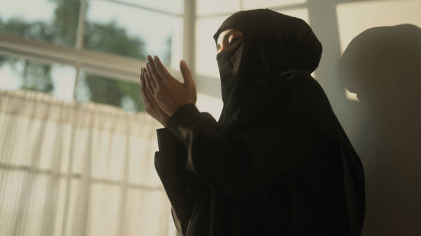 istock islamic prayer woman 1440411492