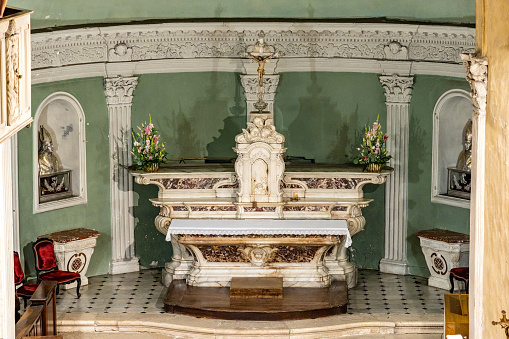 Baptismal font in Cattedrale metropolitana Santa Maria Assunta, Lecce