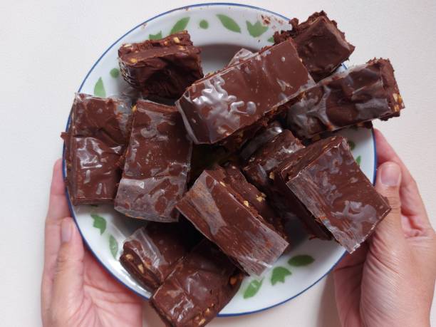 istock chunks of chocolate bar 1440502651
