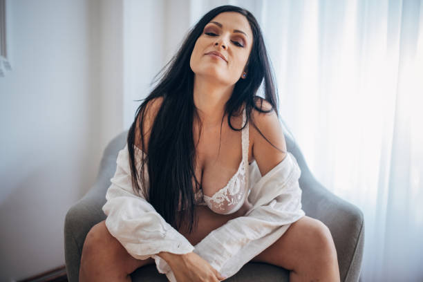 istock Sensual pregnant beauty 1440521471