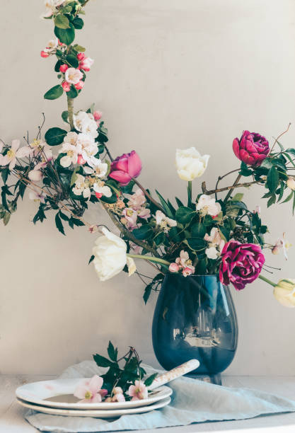 istock Spring flowers in a flower vase 1440545272
