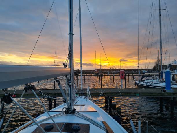 istock Experiencing sunrise and sunset in the harbor on board a sailing ship is a great gift! 1440599040
