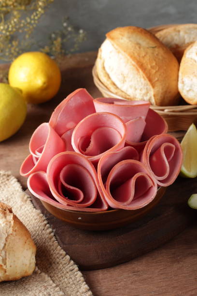 istock Bologna sandwich 1440613282