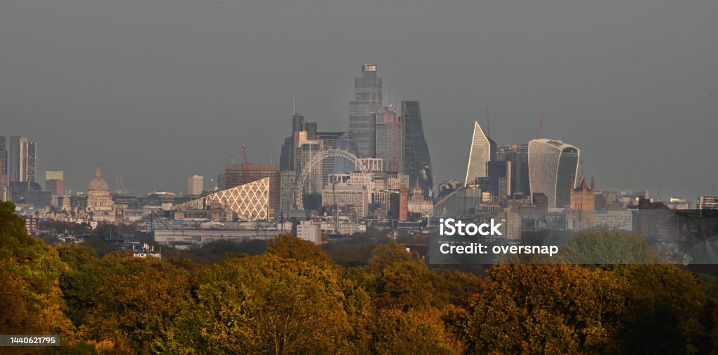 London Autumn Skyline The skyline of central London, showing famous landmarks, seen from Richmond Park in autumn colours Richmond Park - London Stock Photo