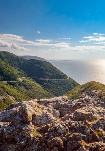 istock Skyline trail lookout 3 1440650522