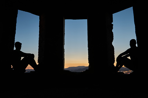 Puesta De Sol Sobre La Ciudad De Granada Vista Desde El Mirador Del