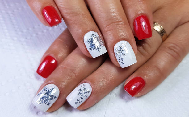 istock a professional modern gel manicure 1440758561