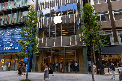 New York, NY, USA - July 9, 2022: Front view of the Apple flagship store on the Fifth Avenue in NYC. Apple, Inc. is an American multinational technology company headquartered in Cupertino, California.
