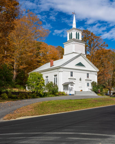 istock North Pomfret Congregational church in the fall 1440773693