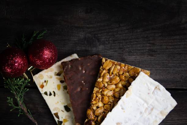 variedad de turrones navideños - torrone fotografías e imágenes de stock