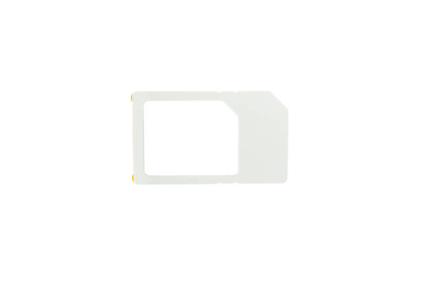 モバイルsimカード用の白いアダプター。白い背景にマイクロsimから通常のsimアダプタ - microsim ストックフォトと画像