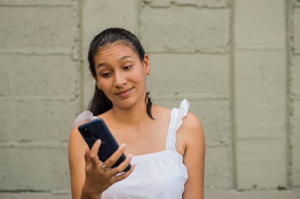 istock Young woman outdoors 1440800003