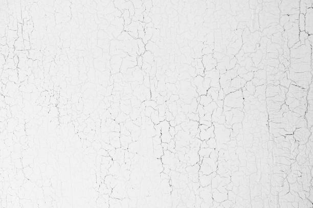 white wooden background, old wood board painted with white paint. cracks textures on a paint, vintage backdrop - kırık stok fotoğraflar ve resimler