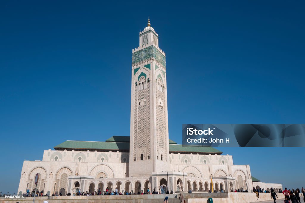Mosquée Hassan-II，Morocco The Mosquée Hassan-II is located in Casablanca, Morocco. It is 210 meters high and is one of the largest mosques in the world. Casablanca - Morocco Stock Photo