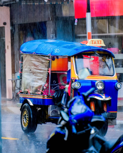 istock Tuk Tuk -01 1440910396
