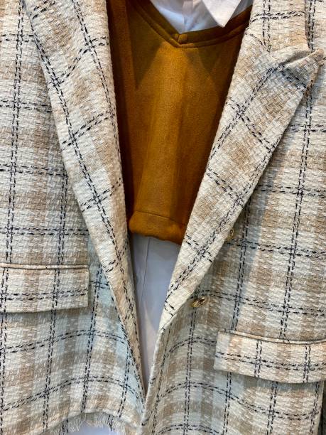 istock Plaid women's coats and coats 1440920578