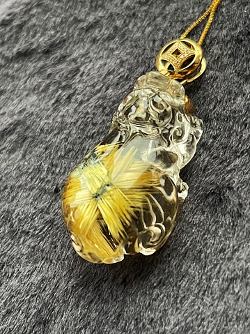 Crystal pendant