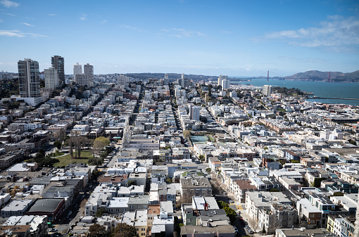 Coit Tower is 64m high, and located in the Telegraph Hill area. It was built in 1933.

San Francisco - California