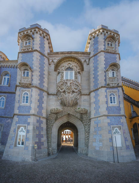 triton gate and terrace at pena palace - sintra, portugal - palace gate imagens e fotografias de stock