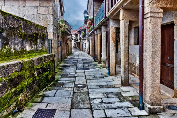 Típica callejuela en Combarro. Pontevedra. Galicia.