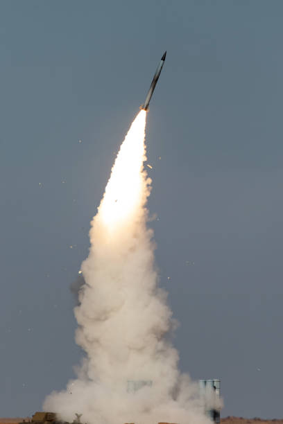 군용 대공 미사일 발사. 스톡 사진