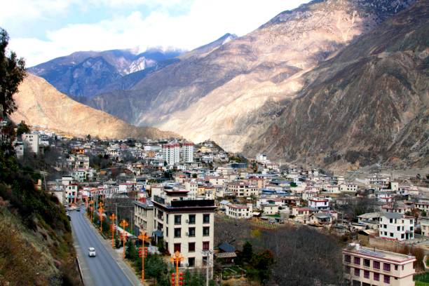 istock Benzilan Town in the Jinsha River valley 1441179657