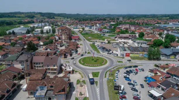 An aerial view of a roundabout in Prnjavor, Bosnia and Herzegovina