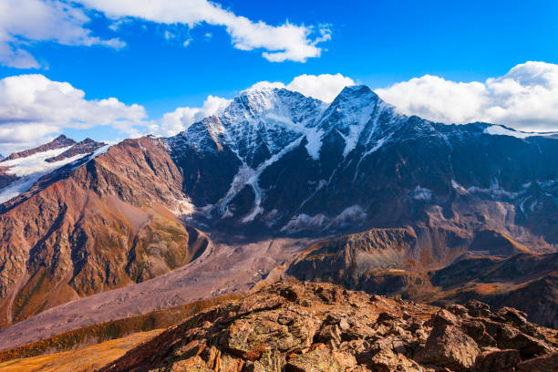 istock Donguzorun Babis Mta mountain, Elbrus region 1441188346