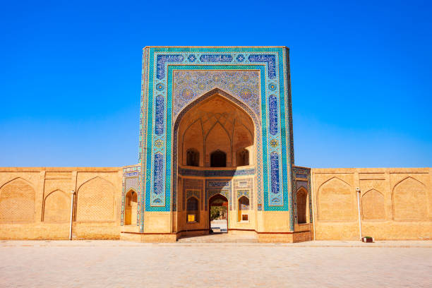 istock Kalyan Mosque in Bukhara, Uzbekistan 1441209653