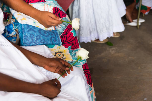 miembros del candomble son vistos durante una manifestación religiosa - african descent african culture drum history fotografías e imágenes de stock