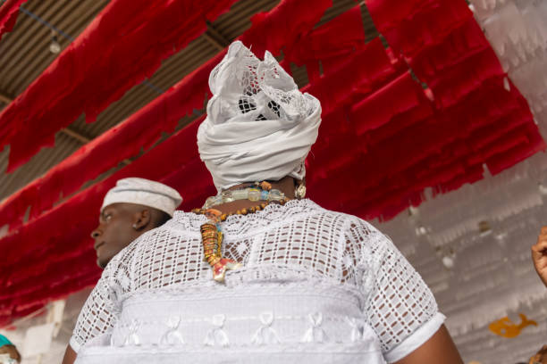 miembros del candomble son vistos durante una manifestación religiosa - african descent african culture drum history fotografías e imágenes de stock