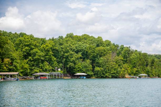 istock An overlooking view in Seneca, South Carolina 1441365490