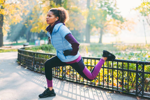 istock Sportswoman exercising Bulgarian split squat 1441382975