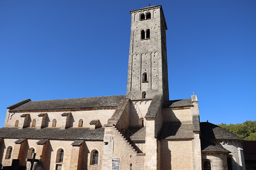 L’église romane de Chapaize en Bourgogne