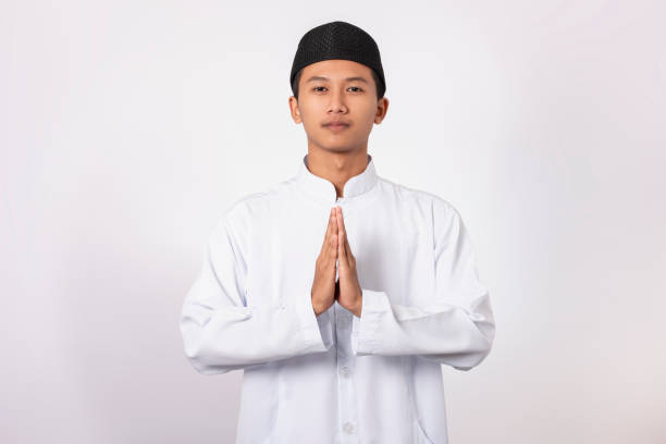 istock Asian muslim man happy celebrating Ramadan and Eid Al-Fitr 1441475941