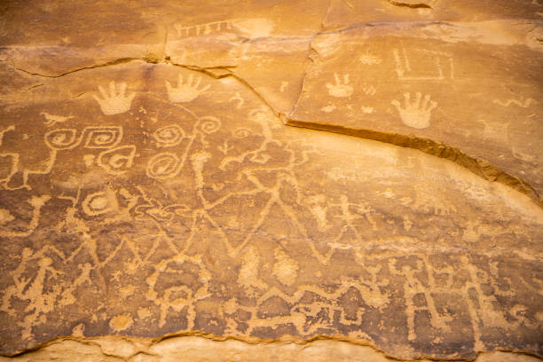 istock Petroglyphs Carved Into Rocks Above Cliff Dwelling 1441515529