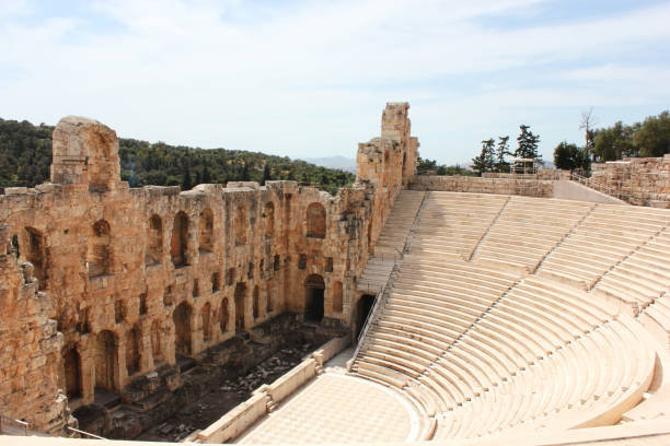 그리스 아테네의 아��크로폴리스에 있는 헤로데스 아티쿠스 극장 - herodes atticus 뉴스 사진 이미지