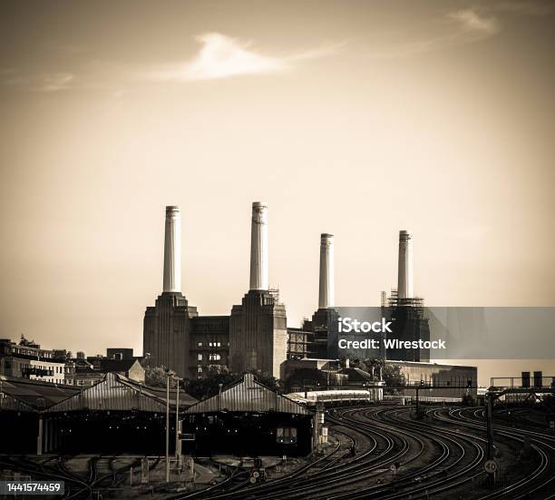 Scenic Shot Of The Battersea Power Station With Train Tracks Coming From Vauxhall Station Stock Photo - Download Image Now
