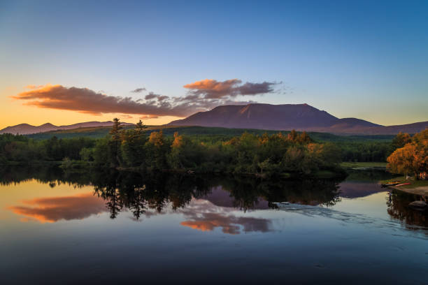 Beautiful view of Mount Katahdin in Maine's Baxter State Park A beautiful view of Mount Katahdin in Maine's Baxter State Park mt katahdin stock pictures, royalty-free photos & images