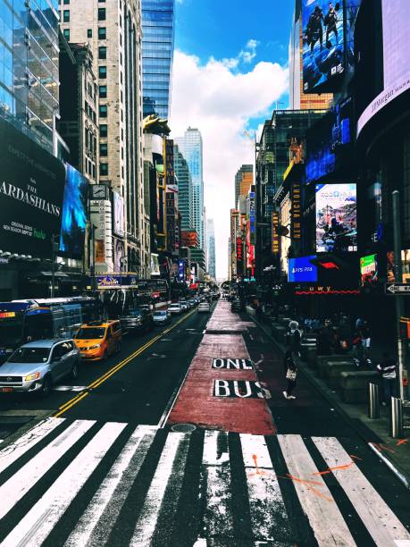 istock Busy New York Street 1441615622