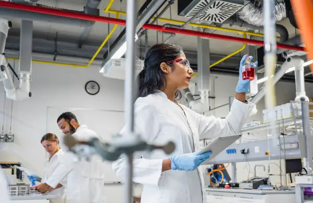 Photo of Scientists working in the laboratory