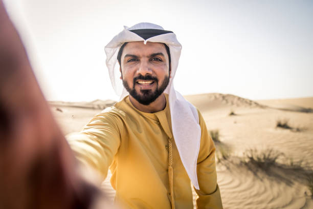 istock Arabic man in the desert 1441665460