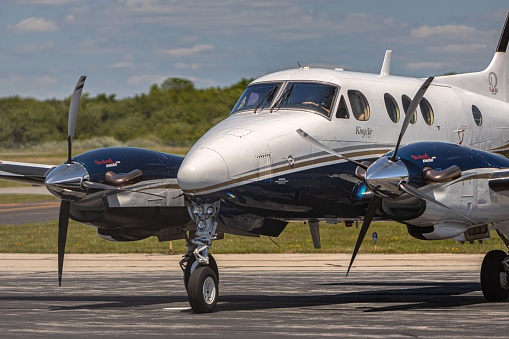 newport, United States – June 23, 2021: Th Beechcraft King Air aircraft getting ready to take off