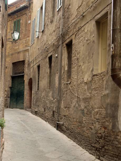 istock Siena - the medieval climate and characteristic colours 1441830742