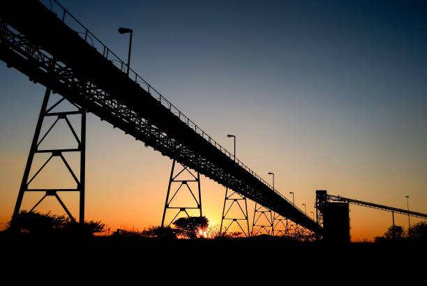 istock Silhouette of a construction site captured during the sunset 1441845388